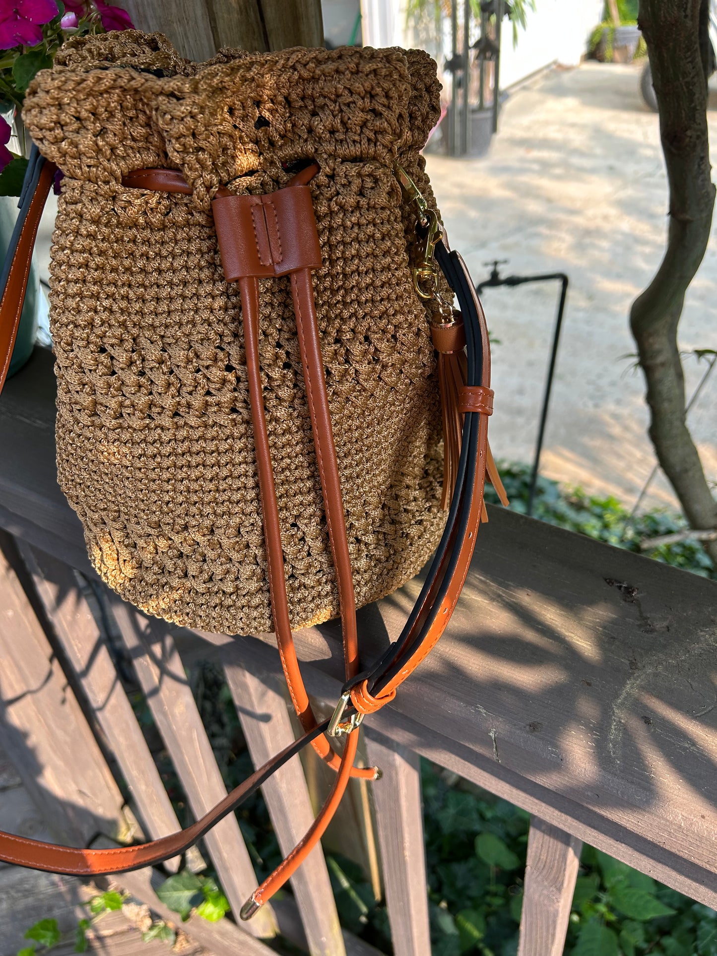 Bucket Bag. Isabelle